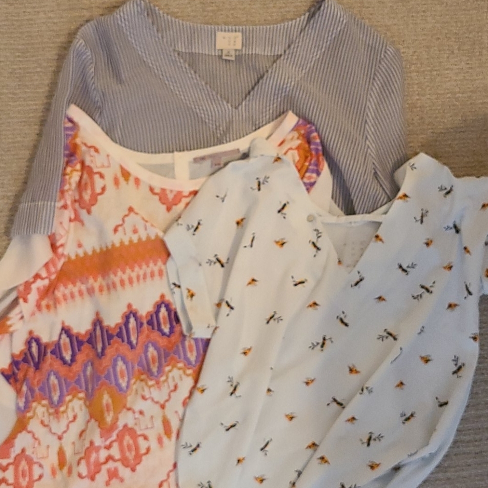 Bundle of 3 blouses size XS and S